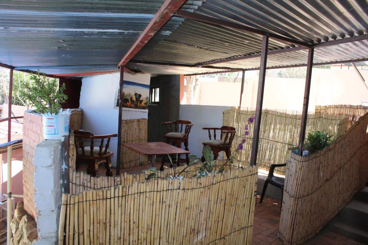 Yoieli Guest House Windhoek Eksteriør billede
