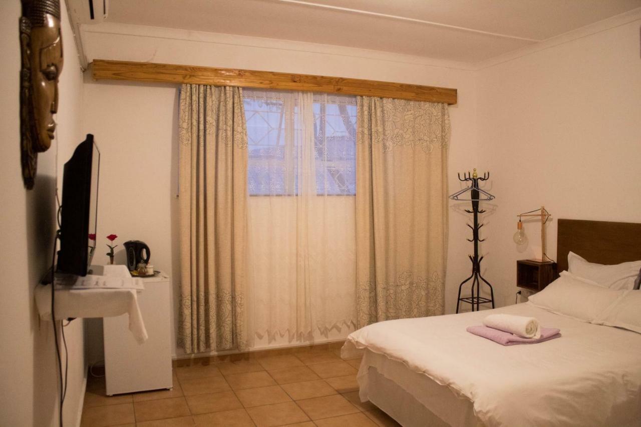 Yoieli Guest House Windhoek Eksteriør billede